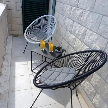 Darka - 100m From Sea Apartment