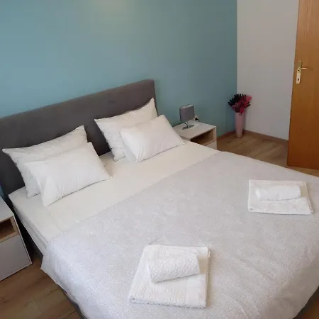 Darka - 100m From Sea Apartment *