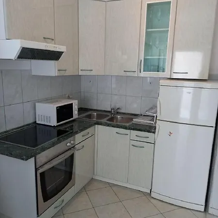 Darka - 100m From Sea Apartment