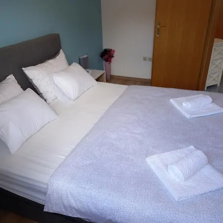 Darka - 100m From Sea Apartment