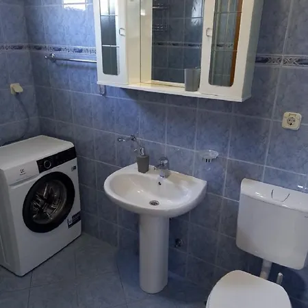 Apartment Darka - 100m From Sea *