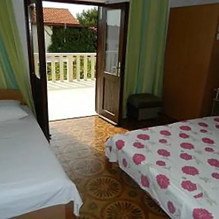 Darka - 100m From Sea Apartment *